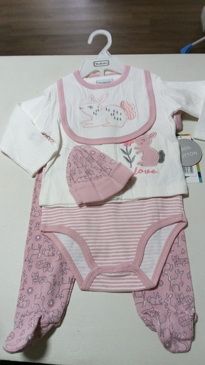 CONJUNTO DE BEBE NIÃA 5PZS