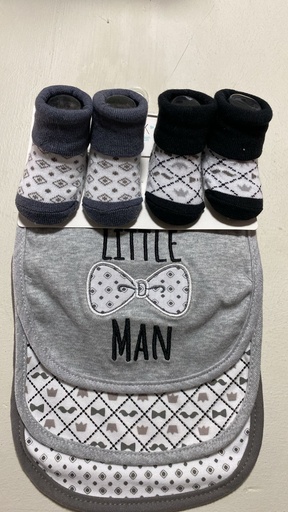 [D06989] SET DE BABEROS Y GORRITOS